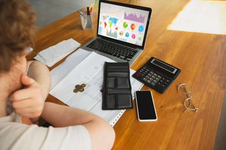 Master Your Finances with Gomyfinance.com: Create Budget Effortlessly